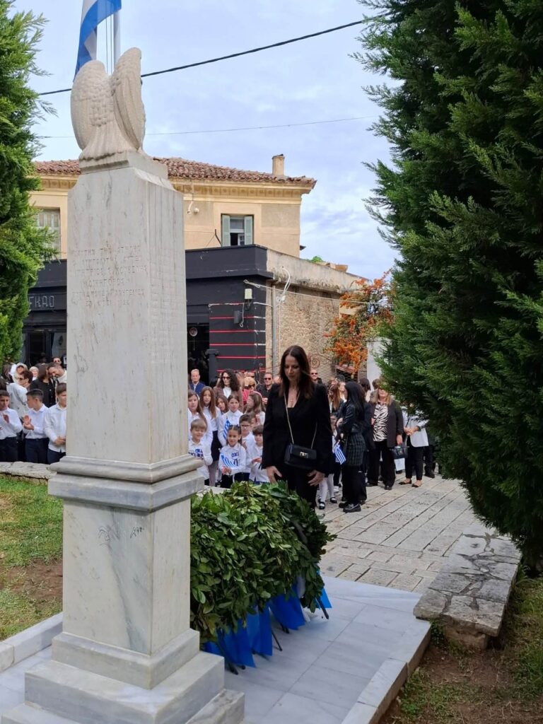 Λαμπρός εορτασμός της 28ης Οκτωβρίου στην Ακράτα ΦΩΤΟ