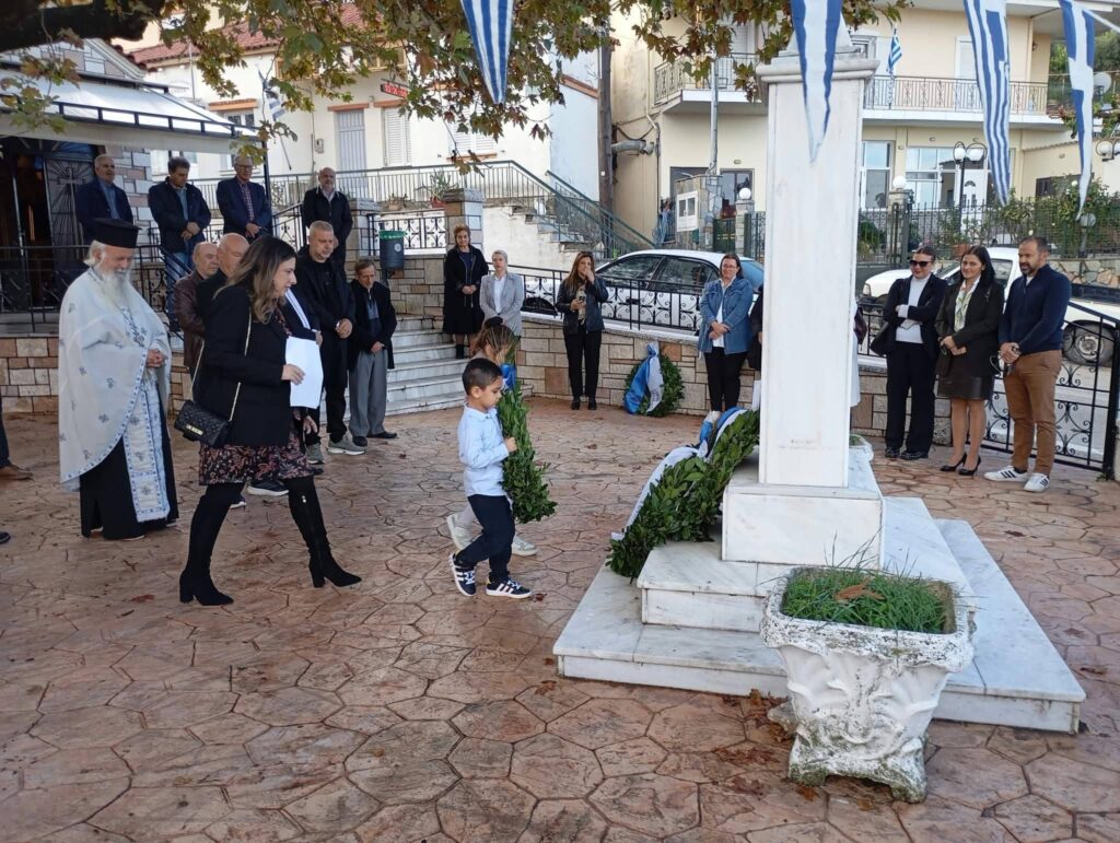 Απότιση φόρου τιμής στους Ήρωες του ’40 στα Σελλά ΦΩΤΟ 7 Απότιση φόρου τιμής στους Ήρωες του ’40 στα Σελλά ΦΩΤΟ