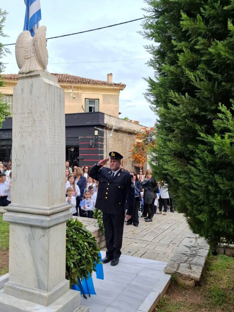 Λαμπρός εορτασμός της 28ης Οκτωβρίου στην Ακράτα ΦΩΤΟ