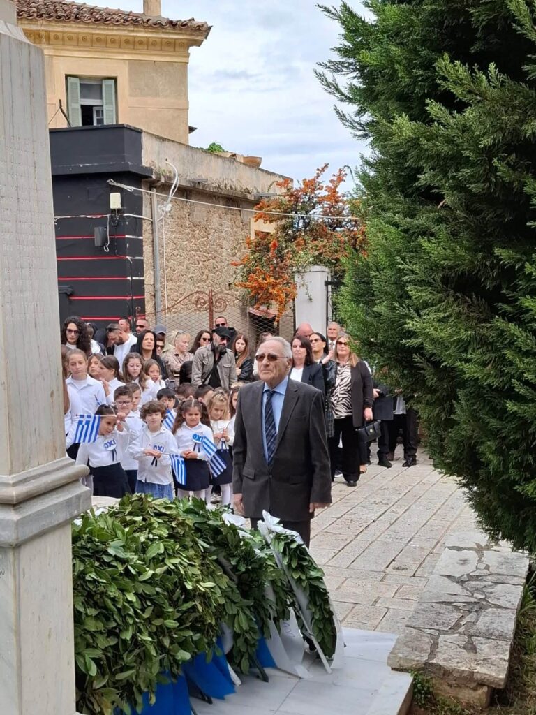 Λαμπρός εορτασμός της 28ης Οκτωβρίου στην Ακράτα ΦΩΤΟ