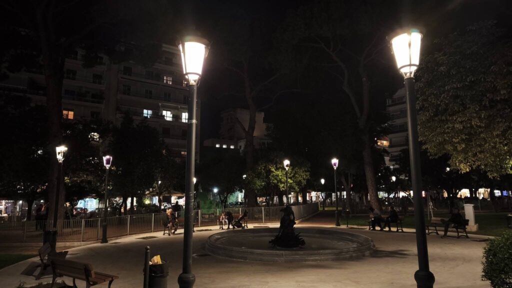 Βανδαλισμοί στην ανακαινισμένη Πλατεία Όλγας στην Πάτρα