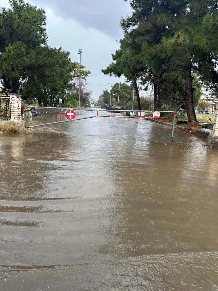Μαγνησία: Ξαφνικό κύμα χαλαζόπτωσης έπληξε τον Βόλο ΦΩΤΟ - ΒΙΝΤΕΟ
