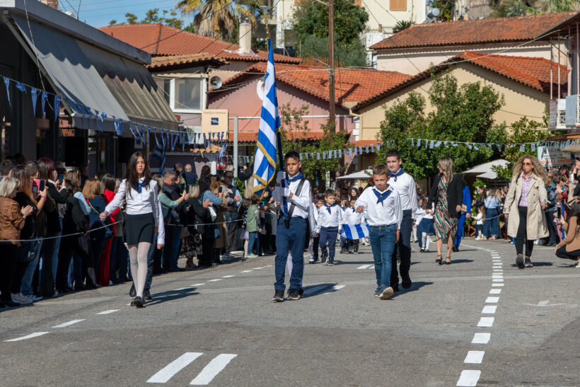 Αρχαία Ολυμπία: Μαθητική παρέλαση και εκδηλώσεις μνήμης ΦΩΤΟ 4 Αρχαία Ολυμπία: Μαθητική παρέλαση και εκδηλώσεις μνήμης ΦΩΤΟ