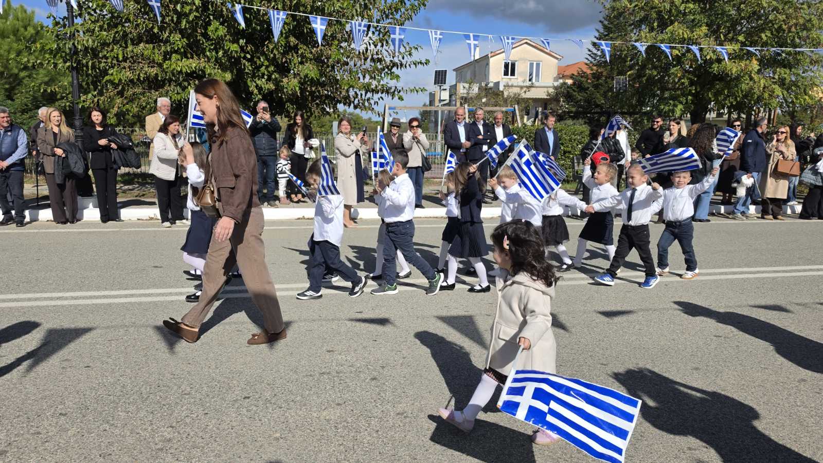 Αρχαία Ολυμπία: Μαθητική παρέλαση και εκδηλώσεις μνήμης ΦΩΤΟ 7 Αρχαία Ολυμπία: Μαθητική παρέλαση και εκδηλώσεις μνήμης ΦΩΤΟ