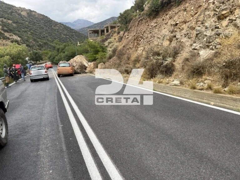 Κρήτη: Μεγάλος βράχος έπεσε σε όχημα λόγω της κακοκαιρίας ΦΩΤΟ 5 Κρήτη: Μεγάλος βράχος έπεσε σε όχημα λόγω της κακοκαιρίας ΦΩΤΟ