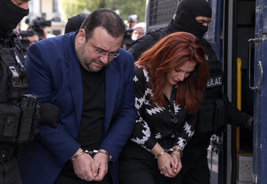 Καμπούρης: Απολογείται σήμερα με τη σύζυγό του για απάτη κατά του ΕΦΚΑ
