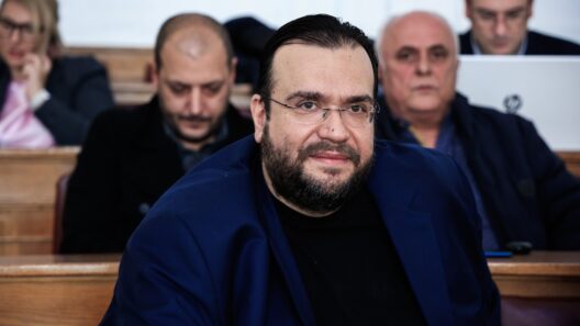 Καμπούρης: Νέες αποκαλύψεις για το κύκλωμα 11 Φωτογραφία του Καμπουρη με θέμα τις νέες αποκαλύψεις για το κούκλω…