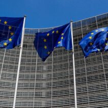 Κομισιόν: Αποκλειστικά για την Ελλάδα η ενεργειακή επέκταση της ρήτρας διαφυγής