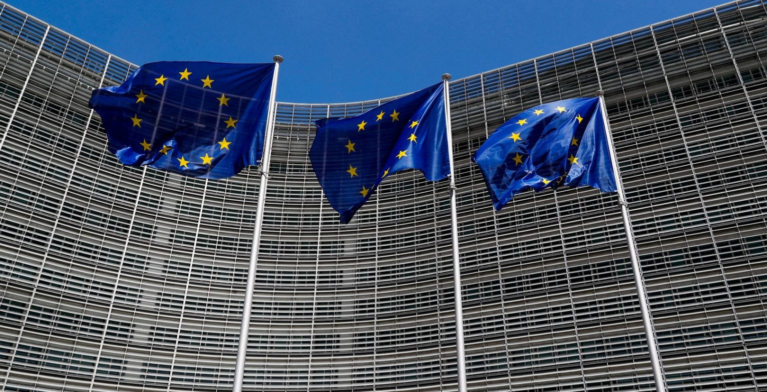 Κομισιόν: Αποκλειστικά για την Ελλάδα η ενεργειακή επέκταση της ρήτρας διαφυγής 6 Κομισιόν: Αποκλειστικά για την Ελλάδα η ενεργειακή επέκταση της ρήτρας διαφυγής