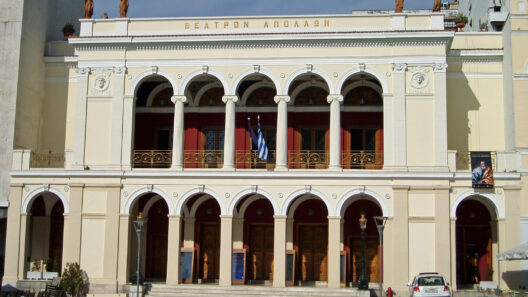 Πάτρα: Ο Δήμος για την προκήρυξη του διαγωνισμού στο Θέατρο «Απόλλων» 12 Πάτρα: Ο Δήμος για την προκήρυξη του διαγωνισμού στο Θέατρο «Απόλλων»