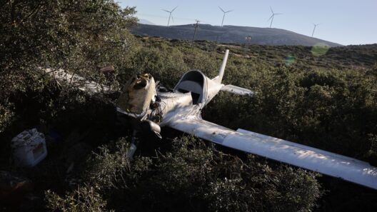 Πιερία: Νεκροί οι δύο επιβαίνοντες του αεροσκάφους ΦΩΤΟ