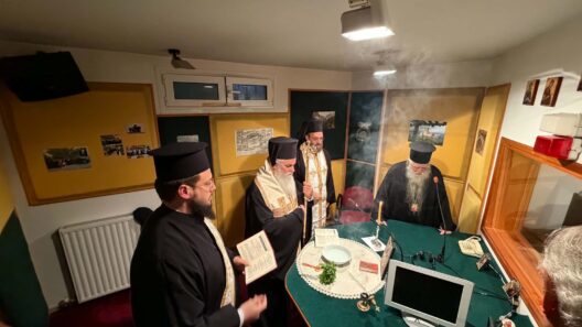 Αγιασμός και νέα συχνότητα για το ραδιόφωνο της Μητρόπολης Καλαβρύτων και Αιγιαλείας ΦΩΤΟ