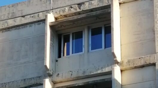 Ρίου: «Επικίνδυνες» φθορές στο νοσοκομείο με ερωτήματα για τη συντήρησή του ΦΩΤΟ