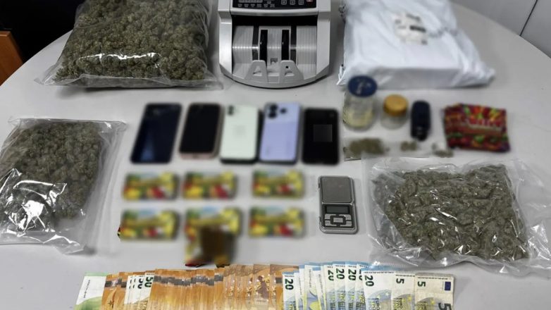 Θεσσαλονίκη: Συλλήψεις για διακίνηση χασίς με ταχυδρομικά δέματα