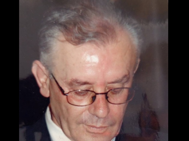 Σήματα στο Πατρών, Μιχαήλ Τσιρώνης, πατέρας βουλευτή