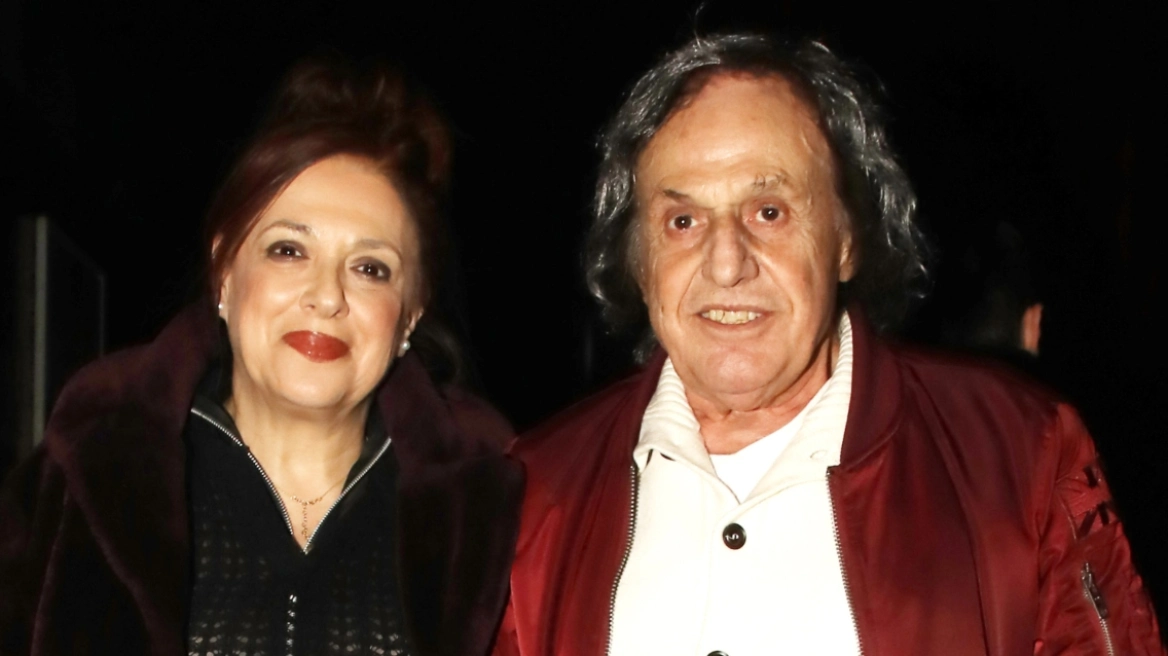 Η οργή της Ελένης Ράντου για την AI φωτογραφία με τον Βασίλη Παπακωνσταντίνου στο νοσοκομείο