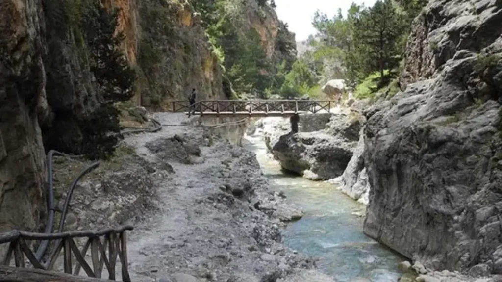 Χάνια: Αγνοείται τουρίστας σε φαράγγι