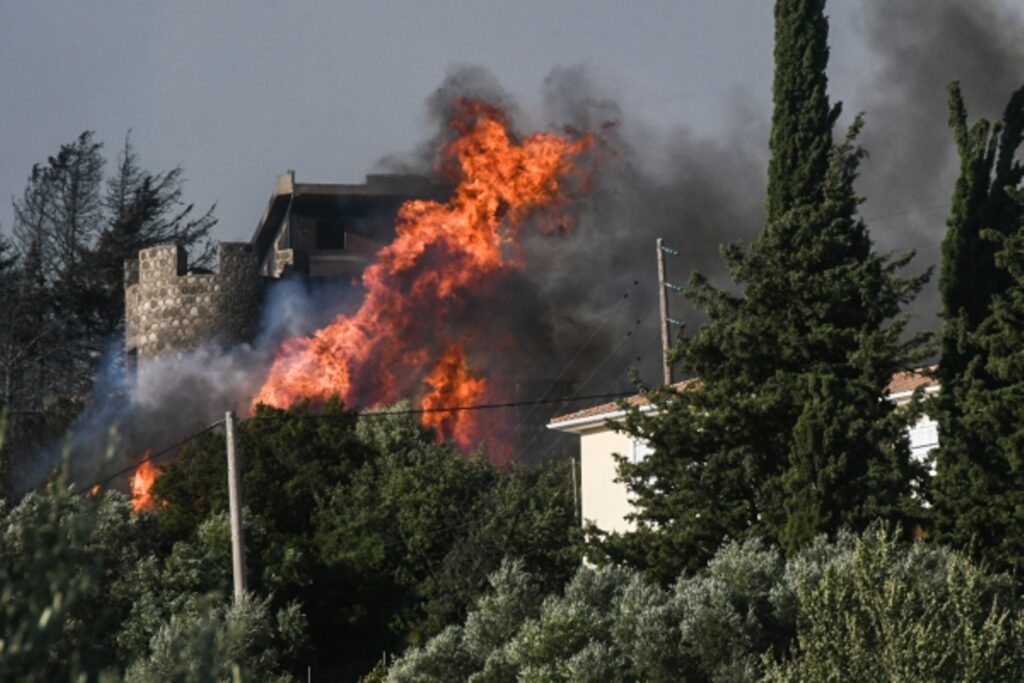 Πάτρα: Βαρύς ο πέλεκυς για τον εμπρηστή της φωτιάς στα Συχαινά