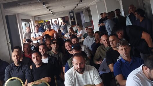 Αχαΐα: Μαζική συμμετοχή και ψήφος εμπιστοσύνης στη Γενική Συνέλευση των Αστυνομικών ΦΩΤΟ 12 Αχαΐα: Μαζική συμμετοχή και ψήφος εμπιστοσύνης στη Γενική Συνέλευση των Αστυνομικών ΦΩΤΟ