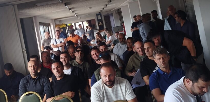 Μαζική συμμετοχή στη Γενική Συνέλευση των Αστυνομικών της Αχαΐας ΦΩΤΟ 4 Μαζική συμμετοχή στη Γενική Συνέλευση των Αστυνομικών της Αχαΐας ΦΩΤΟ