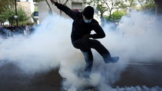 Γαλλία: 15χρονος μαθητής υπέστη ακρωτηριασμό από χειροβομβίδα