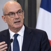 Γαλλία: «Δεν έχουμε χρήματα» – Σοκ από τον υπουργό Οικονομικών 2 Γαλλία: «Δεν έχουμε χρήματα» – Σοκ από τον υπουργό Οικονομικών