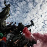 Γαλλία: Χιλιάδες μαθητές στους δρόμους λόγω εξέγερσης