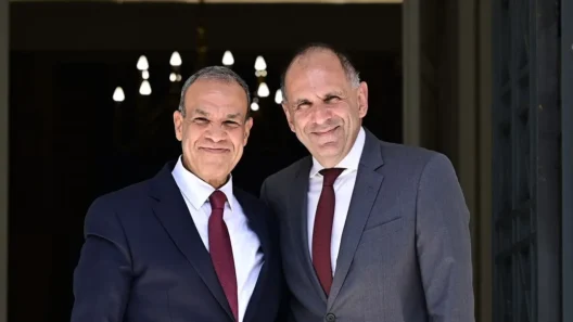 Ελλάδα και Αίγυπτος ξεκινούν συζητήσεις για την επέκταση της οριοθέτησης ΑΟΖ