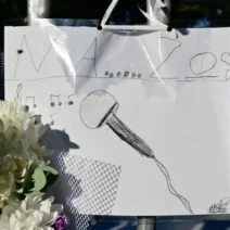 Νίκαια: Το μνημόσυνο για τον Γιώργο Μαζωνάκη ΒΙΝΤΕΟ-ΦΩΤΟ 1 Νίκαια: Το μνημόσυνο για τον Γιώργο Μαζωνάκη ΒΙΝΤΕΟ-ΦΩΤΟ