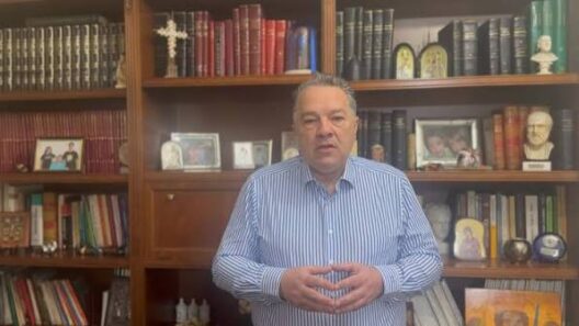 Κύριε Πελετίδη σε εκδήλωση, με διακήρυξη και σύνημα
