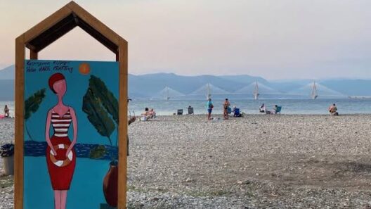 Αγυιά: Βιάστηκαν να βγάλουν τις αλλαξιέρες λουομένων στην Πλαζ