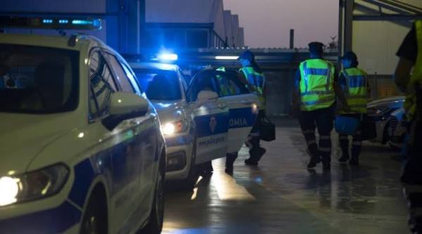 Φωτογραφία που δείχνει κλειστό δρόμο στην Αχαΐα