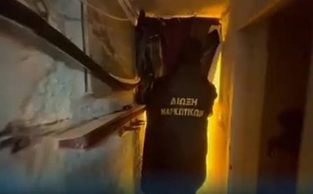 Πάτρα: Συνελήφθησαν δύο άτομα για διακίνηση ναρκωτικών - Εισαγωγή από τη Γαλλία ΦΩΤΟ