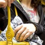 Πάτρα: Τρεις ανήλικες «ψώνισαν» δεν πλήρωσαν και συνελλήφθησαν
