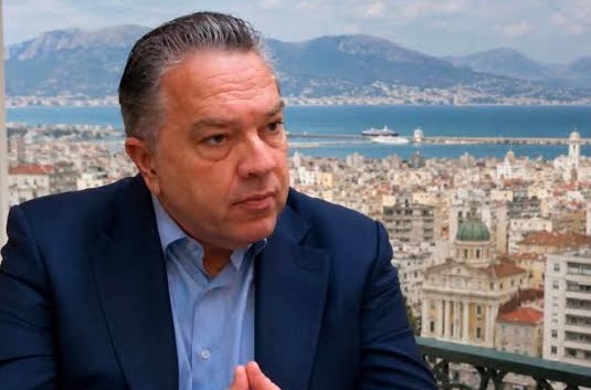 Φωτογραφία σχολείου στο Δήμο Πάτρων