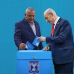 Ισραήλ: Μάχη στήθος με στήθος για Νετανιάχου και Άιζενκοτ στις εκλογές