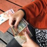 Συνταξιούχοι: Ποιοι θα πάρουν παραπάνω από πέρυσι