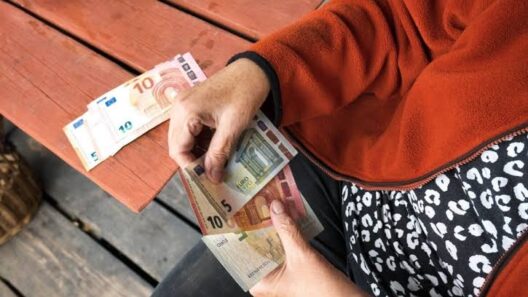 Συνταξιούχοι: Ποιοι θα πάρουν παραπάνω από πέρυσι 14 Συνταξιούχοι: Ποιοι θα πάρουν παραπάνω από πέρυσι