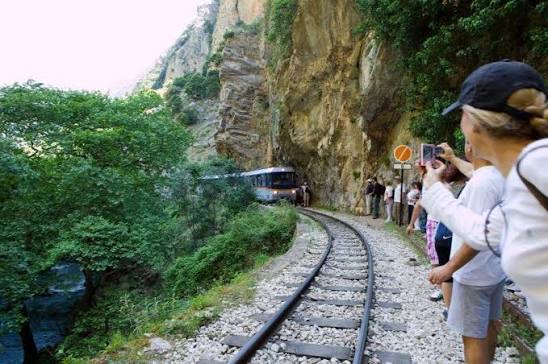Καλάβρυτα: Χαμηλές οι κρατήσεις για τα Χριστούγεννα – Οι αυξήσεις τιμών - Ξενοδόχοι στο Patrapress