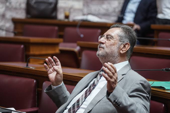 Αχαΐα: Παραιτείται από βουλευτής ο Ανδρέας Παναγιωτόπουλος και εντάσσεται στο κόμμα Τσίπρα