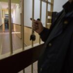 Πάτρα: Με ποινή φυλάκισης για ενδοοικογενειακή σωματική βλάβη και κυκλοφορούσε ελεύθερος