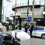 Ηλεία: Απείλησαν, προκάλεσαν φθορές και πυροβόλησαν