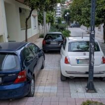 Αχαΐα: Στάση και στάθμευση στις εισόδους και εξόδους πεζόδρομων κατά κόρον κατέγραψε η Τροχαία ι