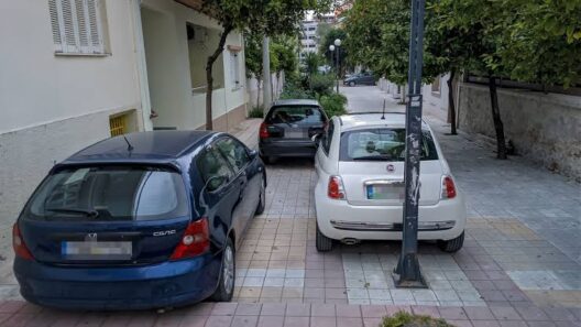 Αχαΐα: Στάση και στάθμευση σε πεζόδρομους κατά κόρον κατέγραψε η Τροχαία ι 12 Αχαΐα: Στάση και στάθμευση σε πεζόδρομους κατά κόρον κατέγραψε η Τροχαία ι