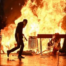 Εκτεταμένα επεισόδια στο Μιλάνο με διαδηλωτές - Συλλήψεις στη Μπολόνια ΒΙΝΤΕΟ