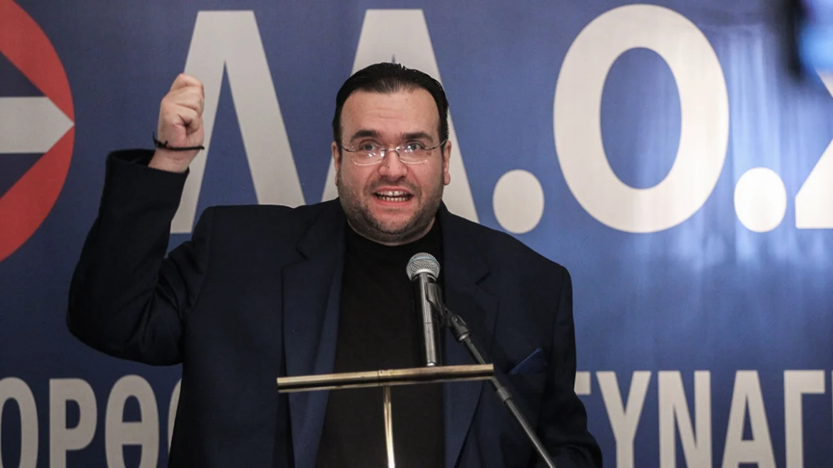 ΕΦΚΑ: Τί ισχυρίζεται ο δικηγόρος του Φίλιππου Καμπούρη για την απάτη 13 ΕΦΚΑ: Τί ισχυρίζεται ο δικηγόρος του Φίλιππου Καμπούρη για την απάτη