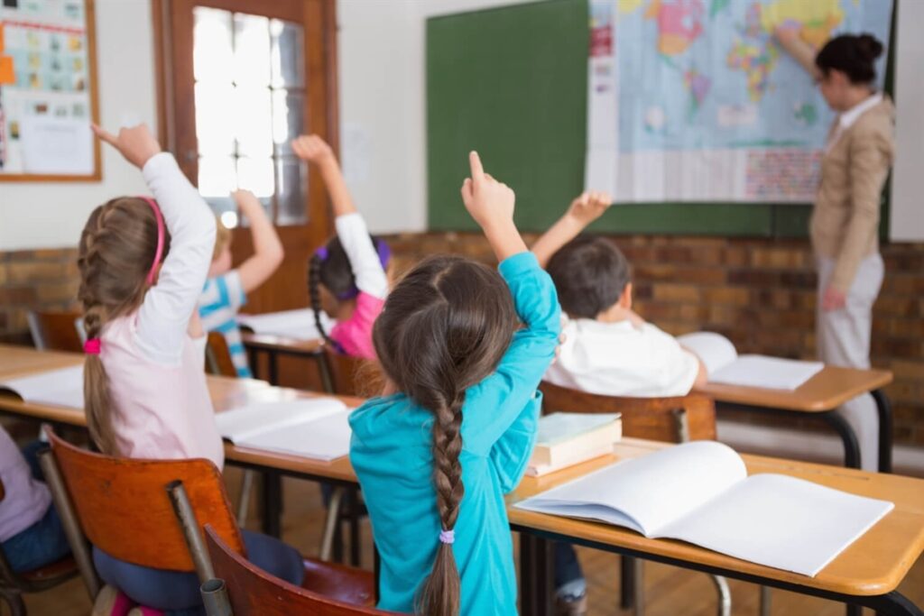 Αχαΐα: Χάθηκαν διδακτικές ώρες σε σχολεία - Εκπαιδευτικά κενά έναν μήνα μετά την έναρξη της χρονιάς – Τα στοιχεία στο Patrapress