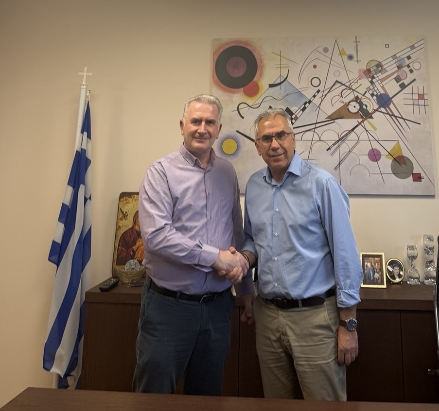 Νέος συνεργάτης του Έρυμανου δίπλα στον Θόδωρο Μπάρη