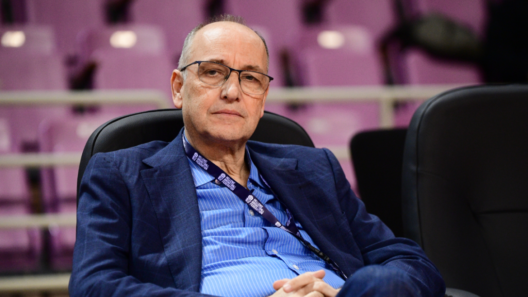 Ραγδαίες εξελίξεις στο μπάσκετ: Συνελήφθη ο Βαγγέλης Λιόλιος 12 Ραγδαίες εξελίξεις στο μπάσκετ: Συνελήφθη ο Βαγγέλης Λιόλιος
