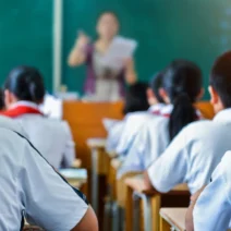Κίνα: Με την ίδια βελόνα έκαναν τεστ φυματίωσης σε 78 μαθητές BINTEO